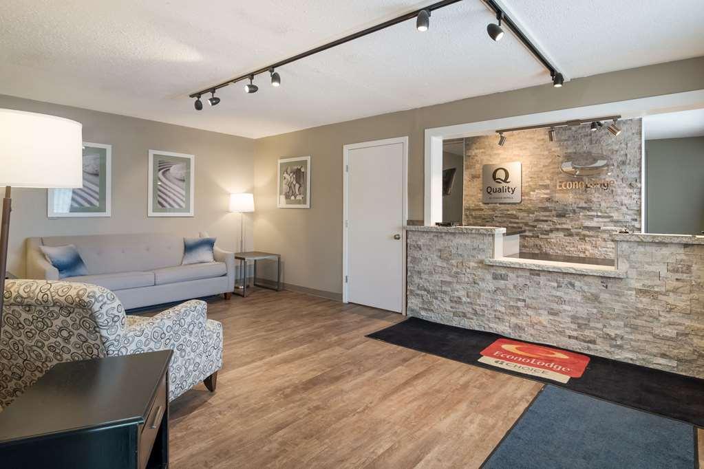 Econo Lodge Auburn Εσωτερικό φωτογραφία