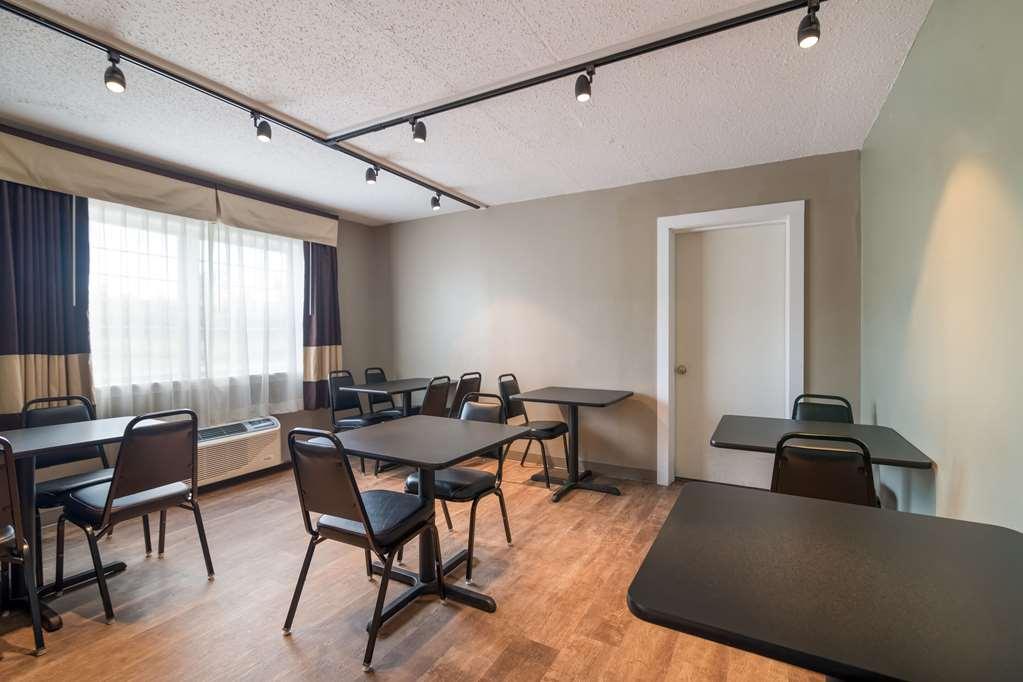 Econo Lodge Auburn Εξωτερικό φωτογραφία